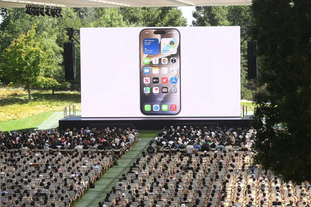 Toàn bộ những gì Apple công bố tại WWDC 2026 - Ảnh 1.