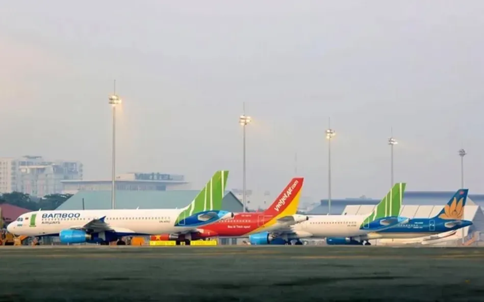 Vé máy bay cao điểm hè rẻ hơn