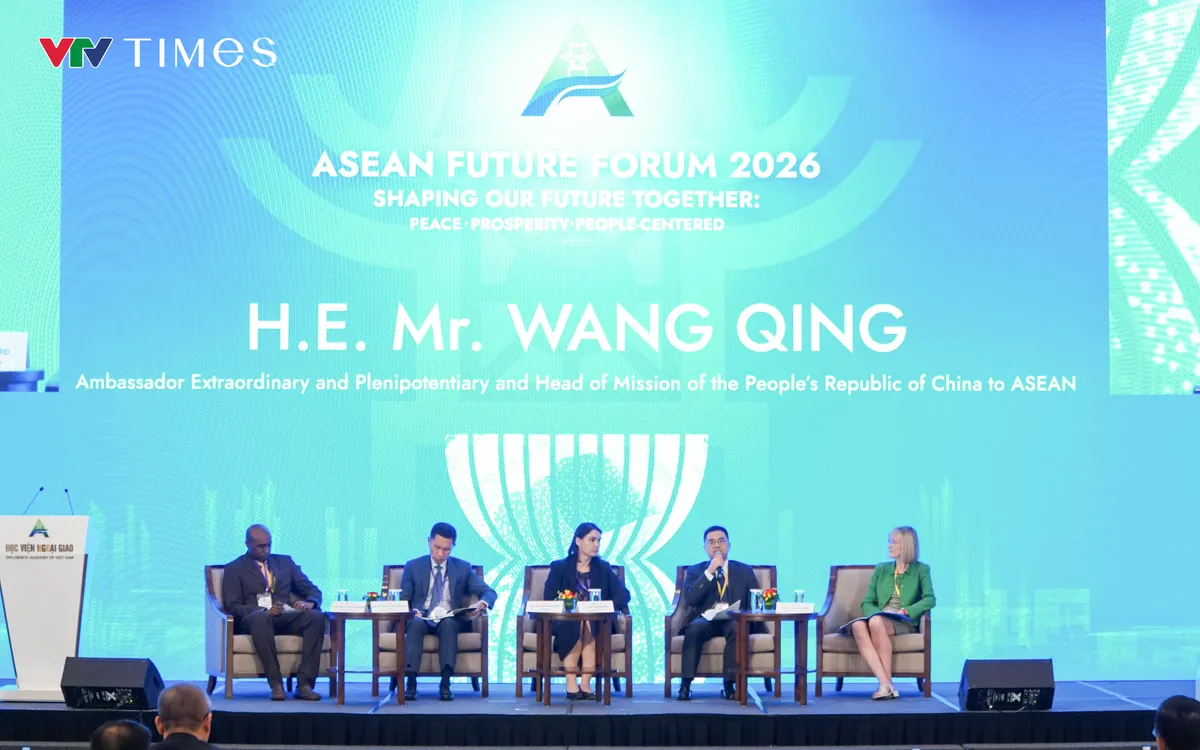 Các diễn giả trong phiên thảo luận về các sáng kiến của ASEAN về phòng ngừa xung đột. Ảnh: Việt Linh 