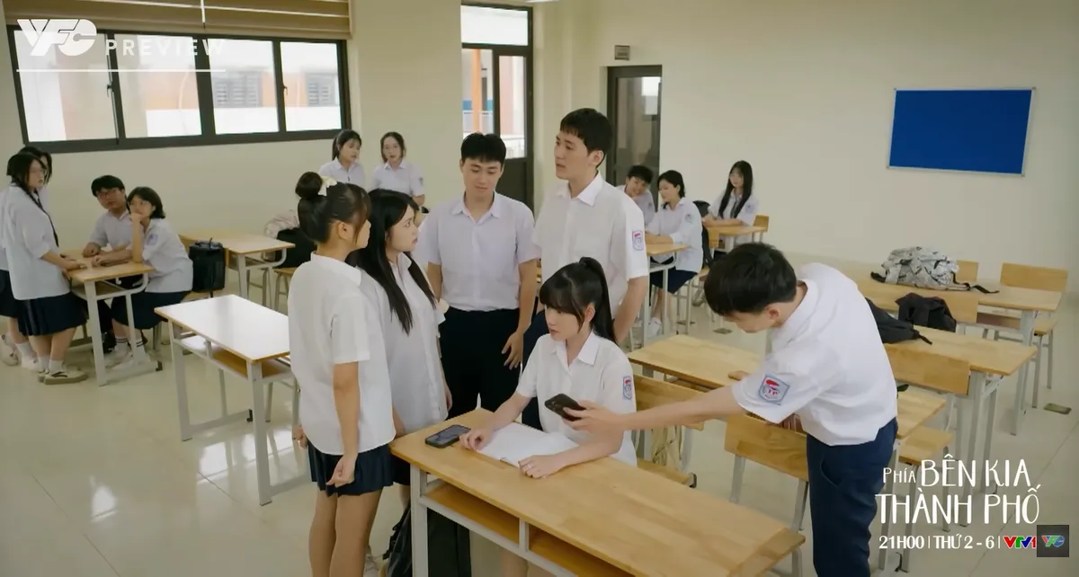 Phía bên kia thành phố - Tập 9: Cương nghi ngờ, xúc phạm Khuê vì crush - Ảnh 5.