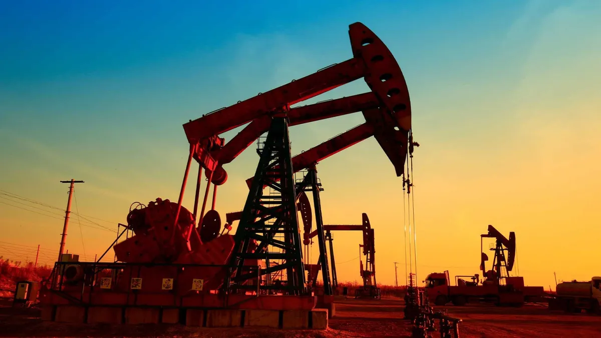 Gi&aacute; dầu Brent v&agrave; WTI quay đầu giảm sau t&iacute;n hiệu hạ nhiệt căng thẳng Trung Đ&ocirc;ng- Ảnh 1.