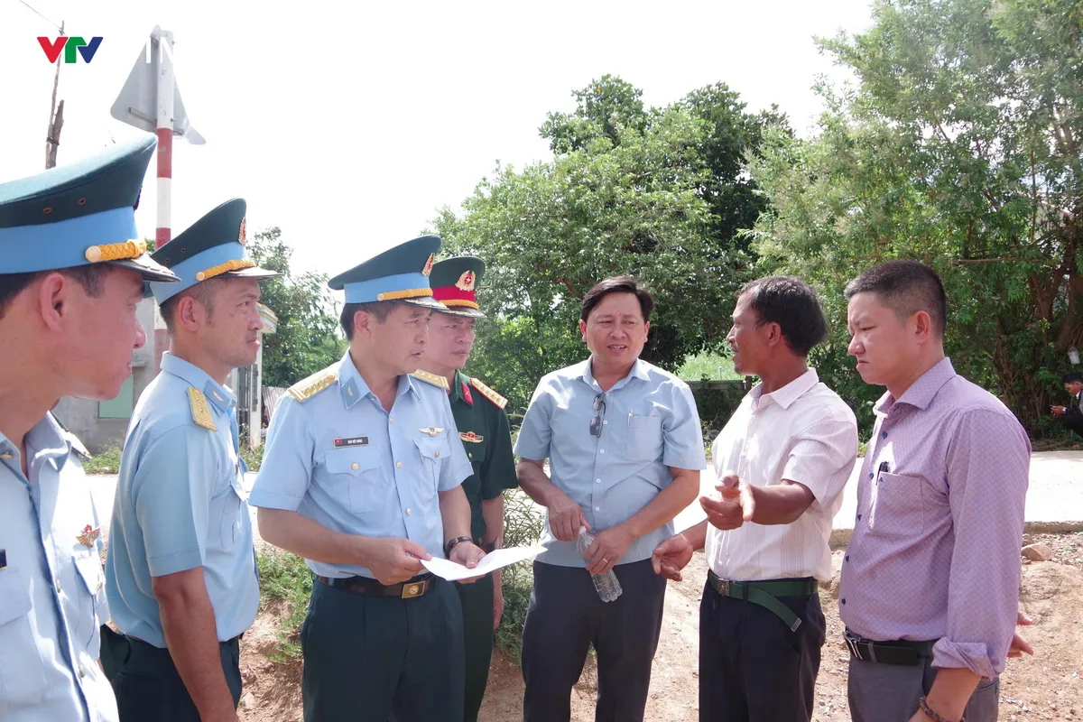 Trường Sĩ quan Không quân xây nhà nghĩa tình tặng gia đình chính sách - Ảnh 3.