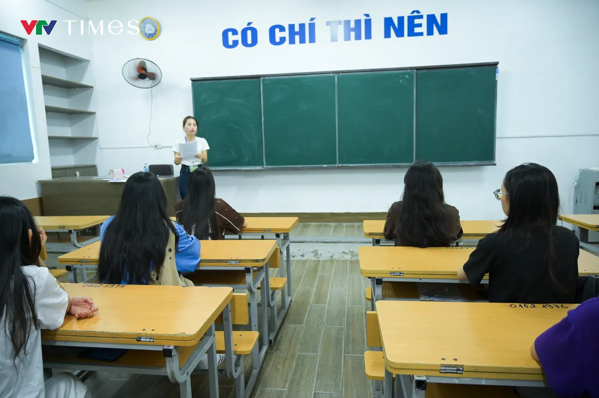 Hoàn tất thủ tục dự thi tốt nghiệp THPT 2026, thí sinh cả nước sẵn sàng 'vượt vũ môn' - Ảnh 15.