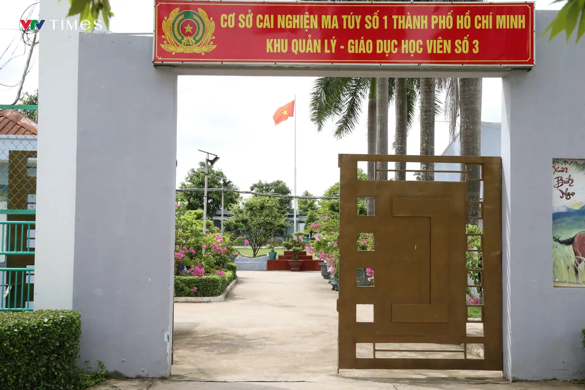 X&eacute;t xử lưu động c&ugrave;ng l&uacute;c 3 vụ &aacute;n ma t&uacute;y tại Cơ sở cai nghiện ma t&uacute;y số 1- Ảnh 1.