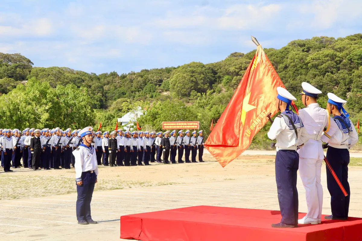 Vùng 4 Hải quân: Gần 3.000 chiến sĩ mới tuyên thệ sau 3 tháng rèn luyện- Ảnh 1. Vùng 4 Hải quân: Gần 3.000 chiến sĩ mới tuyên thệ sau 3 tháng rèn luyện- Ảnh 1.