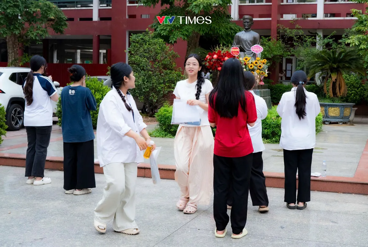 Nghệ An hơn 42.000 thí sinh chính thức bước vào Kỳ thi tốt nghiệp THPT năm 2026 - Ảnh 3.