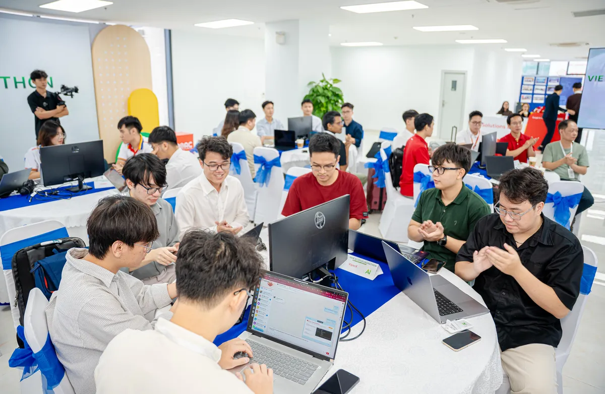Khởi động cuộc thi Vietnam AI Open Hackathon 2026- Ảnh 2. Khởi động cuộc thi Vietnam AI Open Hackathon 2026- Ảnh 2.