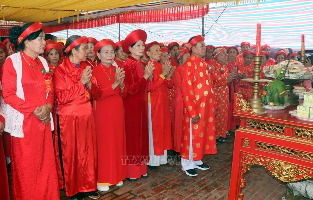 Vai trò của dòng họ trong lưu giữ giá trị di sản- Ảnh 1. Vai trò của dòng họ trong lưu giữ giá trị di sản- Ảnh 1.