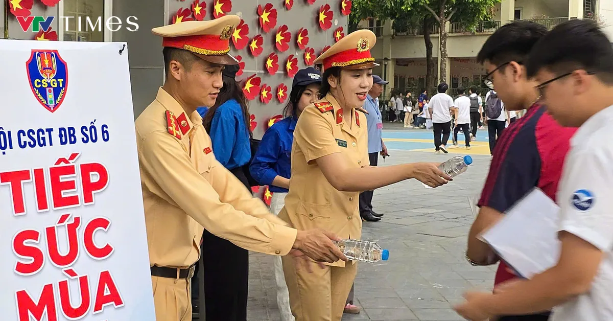 H&agrave; Nội: Bảo đảm giao th&ocirc;ng th&ocirc;ng suốt trong ng&agrave;y đầu Kỳ thi tốt nghiệp THPT năm 2026- Ảnh 4.