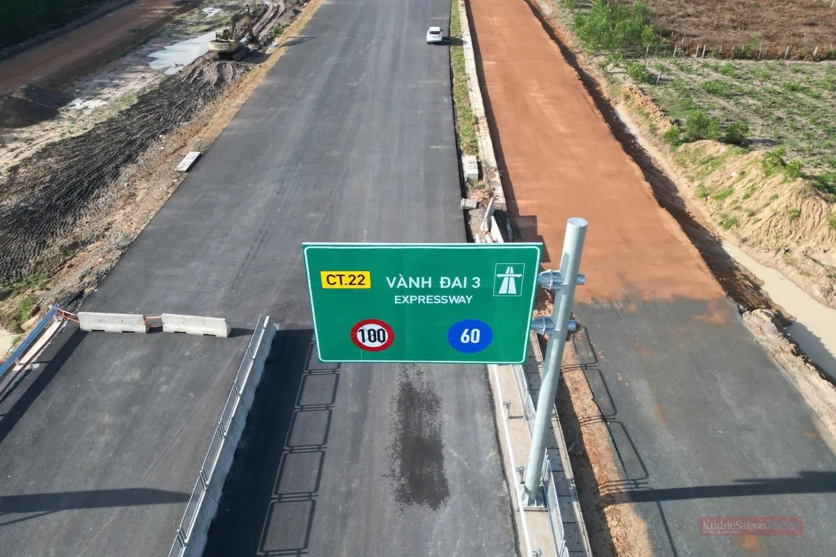 V&agrave;nh đai 3 TP. Hồ Ch&iacute; Minh qua Đồng Nai ho&agrave;n th&agrave;nh nhiều hạng mục quan trọng
- Ảnh 4.