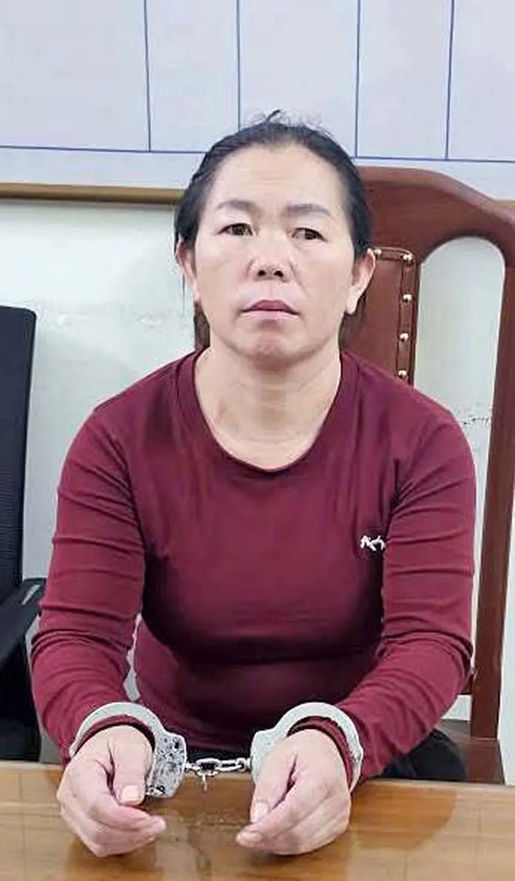 Bị truy n&atilde; gần 8 năm, người phụ nữ c&oacute; 4 tiền &aacute;n ma t&uacute;y sa lưới tại khu vực bi&ecirc;n giới- Ảnh 1.