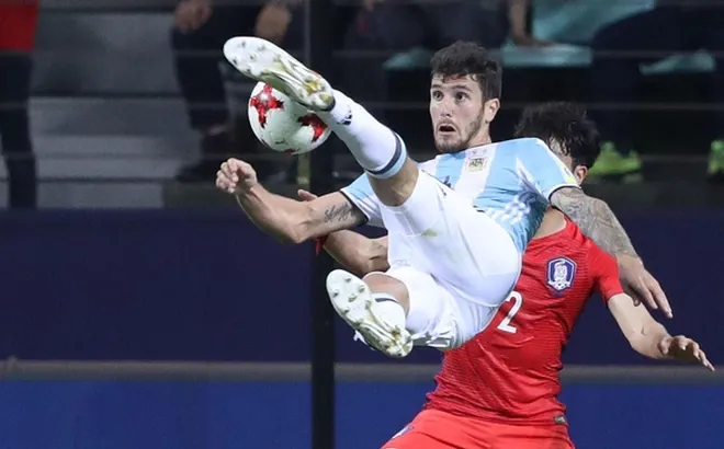 Argentina tổn thất lực lượng trước World Cup 2026, HLV Scaloni triệu tập tân binh Tottenham thay thế- Ảnh 1. Argentina tổn thất lực lượng trước World Cup 2026, HLV Scaloni triệu tập tân binh Tottenham thay thế- Ảnh 1.