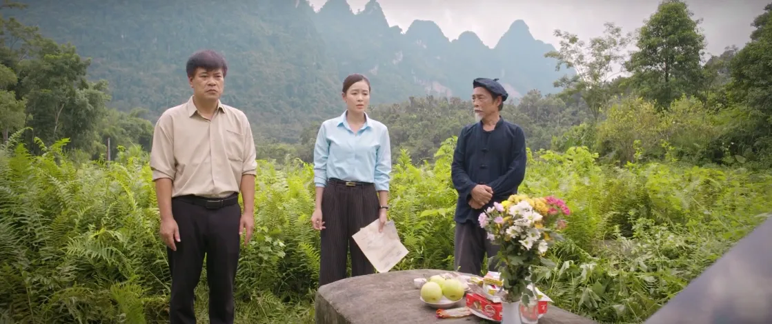 Lời hứa đầu ti&ecirc;n - Tập 17: Bố Vi Minh b&aacute;n nh&agrave; lấy 3 tỷ đền b&ugrave; hợp đồng, Quỳnh Mai rơi v&agrave;o v&ograve;ng lao l&yacute;- Ảnh 13.