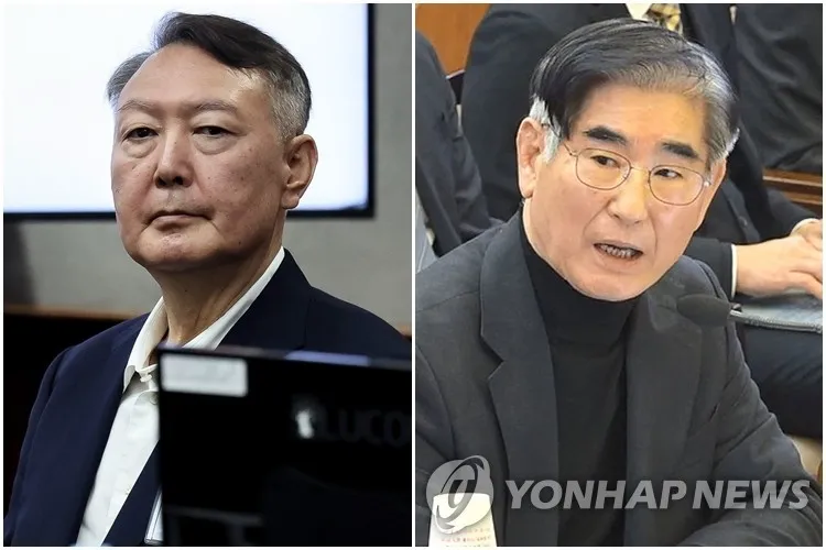 Cựu Tổng thống Hàn Quốc Yoon Suk Yeol bị tuyên 30 năm tù - Ảnh 1.