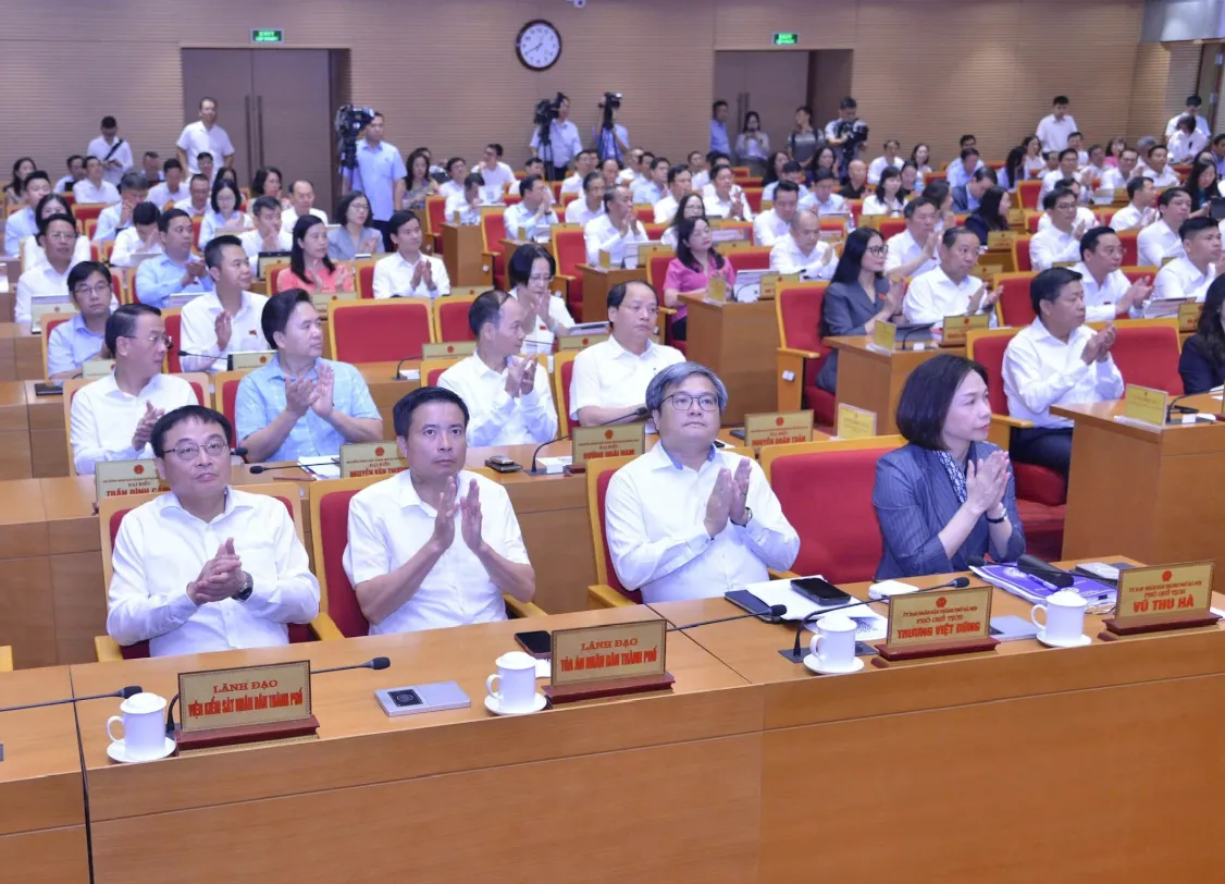 HĐND TP Hà Nội xem xét 55 nghị quyết triển khai Luật Thủ đô 2026 - Ảnh 3.