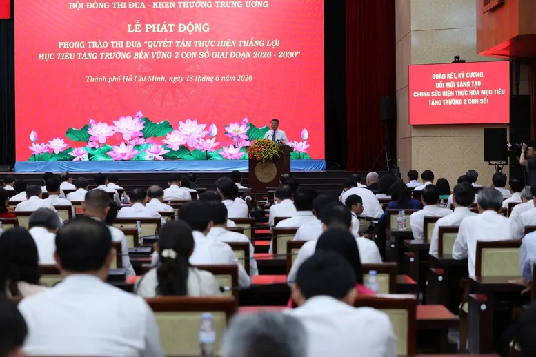 Thủ tướng L&ecirc; Minh Hưng giao nhiều nhiệm vụ chiến lược cho TP Hồ Ch&iacute; Minh trong giai đoạn ph&aacute;t triển mới- Ảnh 1.