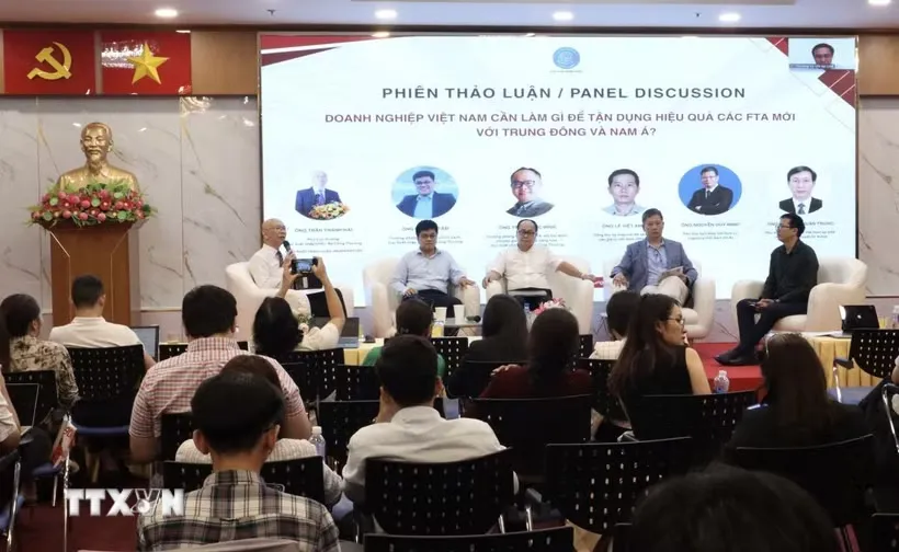 FTA mới mở rộng c&aacute;nh cửa cho h&agrave;ng Việt v&agrave;o Trung Đ&ocirc;ng v&agrave; Nam &Aacute; - Ảnh 1.
