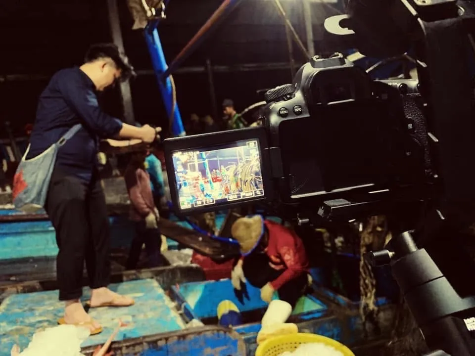 Làng chài Vĩnh Lương: Sức hút từ những điều bình dị- Ảnh 2. Làng chài Vĩnh Lương: Sức hút từ những điều bình dị- Ảnh 2.