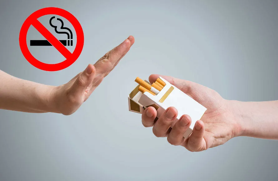 Bỏ thuốc lá đột ngột, cơ thể có thể gặp những vấn đề gì?- Ảnh 1. Bỏ thuốc lá đột ngột, cơ thể có thể gặp những vấn đề gì?- Ảnh 1.