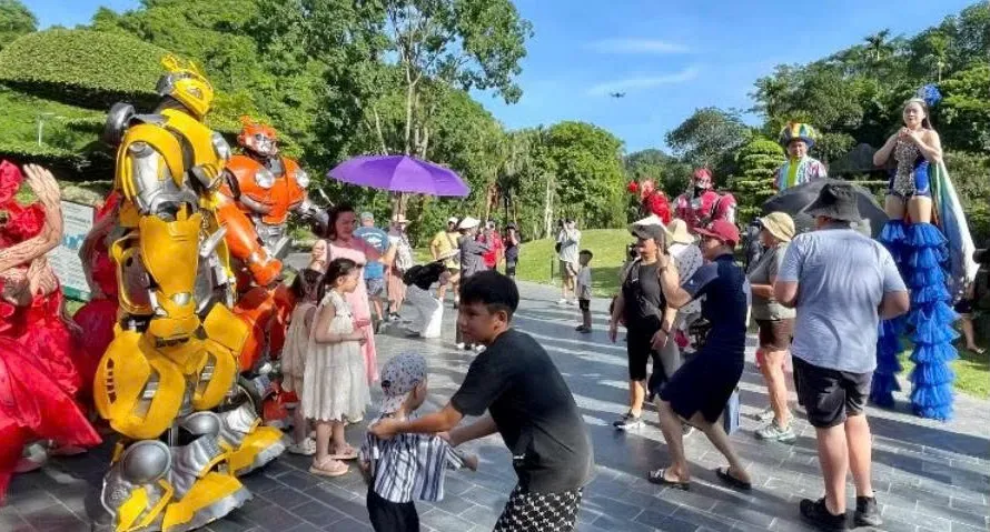 Ninh Bình: Đánh thức mùa hè giữa miền di sản - Ảnh 3.