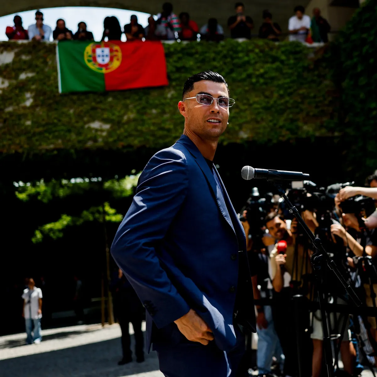 FIFA World Cup 2026™: Top 10 nam thần sở hữu visual gây thương nhớ - Ảnh 1. Top 10 nam thần sở hữu visual gây thương nhớ tại World Cup 2026 - Ảnh 1.