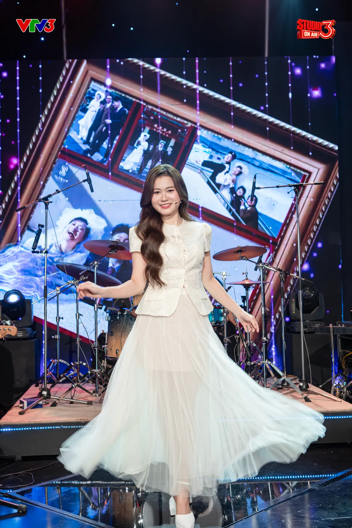 Lâm Vỹ Dạ kể chuyện thanh xuân trong Studio 3 - Ảnh 2.