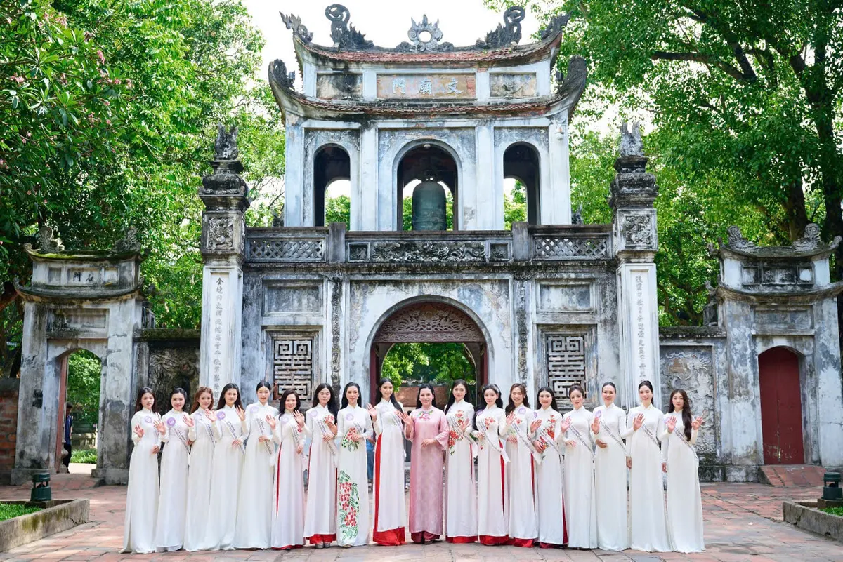 H&agrave;nh tr&igrave;nh lan tỏa vẻ đẹp &aacute;o d&agrave;i của th&iacute; sinh Miss Vietnam Global Ao Dai Heritage 2026 
- Ảnh 1.