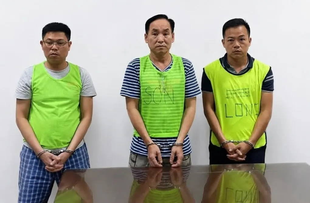 Khởi tố Viện trưởng Viện Khoa học m&ocirc;i trường v&agrave; sức khỏe cộng đồng trong vụ l&agrave;m giả kết quả quan trắc tại KCN Quang Minh- Ảnh 1.