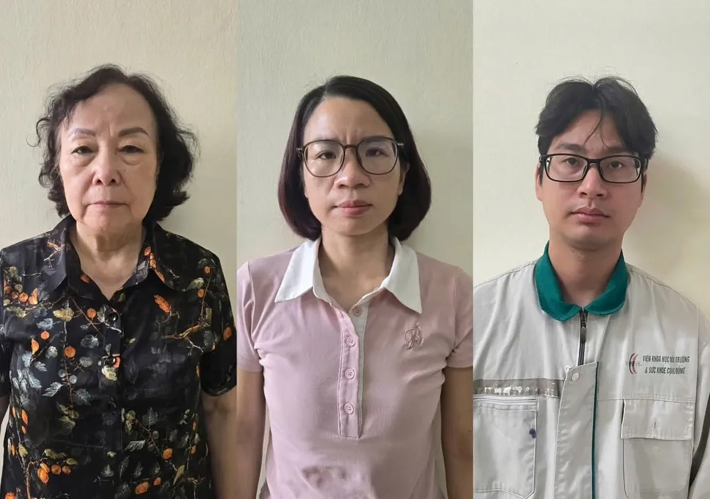 Khởi tố Viện trưởng Viện Khoa học m&ocirc;i trường v&agrave; sức khỏe cộng đồng trong vụ l&agrave;m giả kết quả quan trắc tại KCN Quang Minh- Ảnh 2.