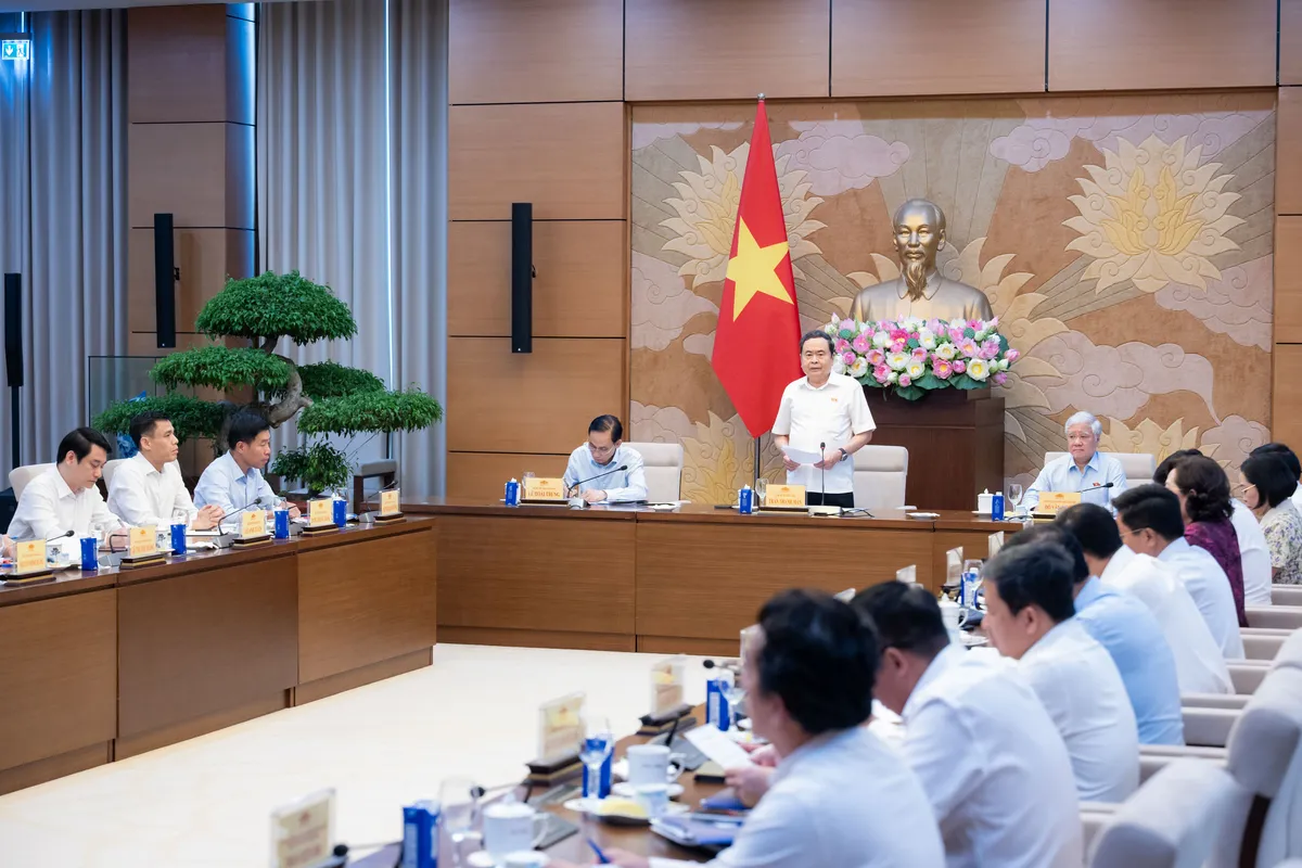 Chủ tịch Quốc hội: Đối ngoại Quốc hội g&oacute;p phần ho&agrave;n thiện thể chế, tạo m&ocirc;i trường thuận lợi cho ph&aacute;t triển - Ảnh 3.