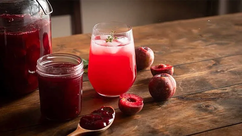 Nước ép mận: Thức uống giải nhiệt mùa hè, bổ sung chất chống oxy hóa cho cơ thể- Ảnh 1. Nước ép mận: Thức uống giải nhiệt mùa hè, bổ sung chất chống oxy hóa cho cơ thể- Ảnh 1.
