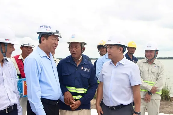 Cầu Đại Ng&atilde;i 1 nỗ lực vượt tiến độ, phấn đấu th&ocirc;ng tuyến trong năm 2027- Ảnh 3.