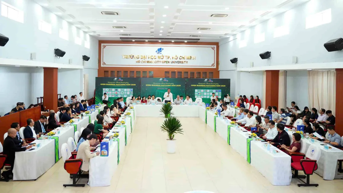 Đ&agrave;o tạo nh&acirc;n lực thời AI, doanh nghiệp cần người biết th&iacute;ch ứng- Ảnh 1.