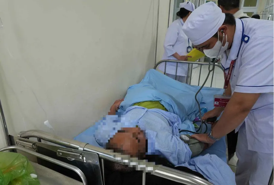 L&acirc;m Đồng: Người đ&agrave;n &ocirc;ng tử vong sau khi ăn nấm h&aacute;i trong rừng- Ảnh 1.