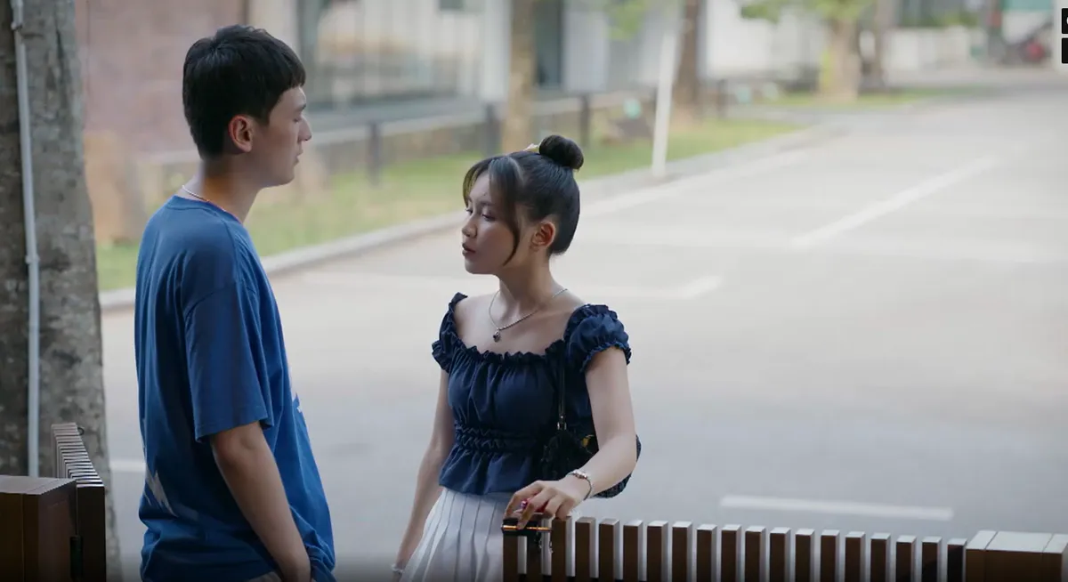 Phía bên kia thành phố - Tập 12: Bà Xuân hiểu lầm Tuyết Lan là bạn gái Khuê- Ảnh 14. Phía bên kia thành phố - Tập 12: Bà Xuân hiểu lầm Tuyết Lan là bạn gái Khuê- Ảnh 14.