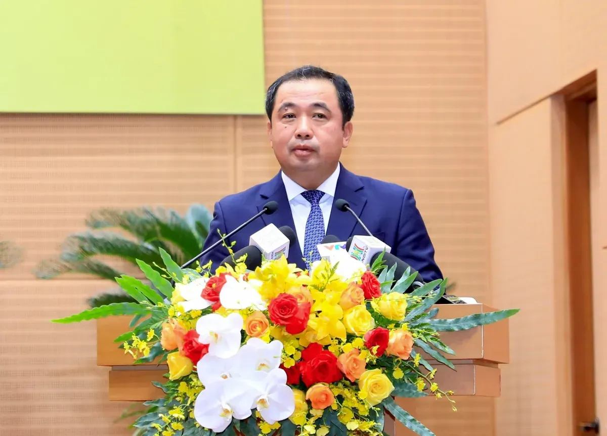 Hà Nội khẩn trương triển khai 54 nghị quyết, thúc đẩy cơ chế đặc thù Luật Thủ đô vào thực tiễn- Ảnh 1. Hà Nội khẩn trương triển khai 54 nghị quyết, thúc đẩy cơ chế đặc thù Luật Thủ đô vào thực tiễn- Ảnh 1.