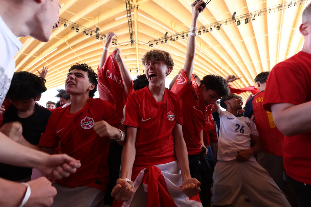 Hình ảnh người hâm mộ bóng đá trên toàn thế giới theo dõi FIFA World Cup 2026™ - Ảnh 12.