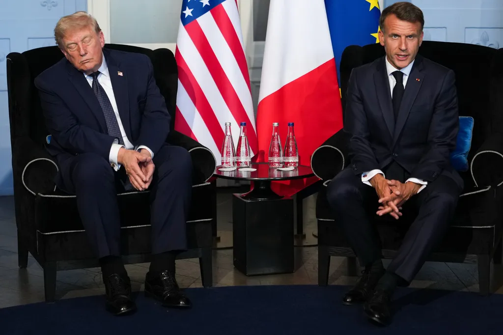 Tổng thống Trump đến Pháp dự Hội nghị thượng đỉnh G7 - Ảnh 1. Tổng thống Trump đến Pháp dự Hội nghị thượng đỉnh G7 - Ảnh 1.