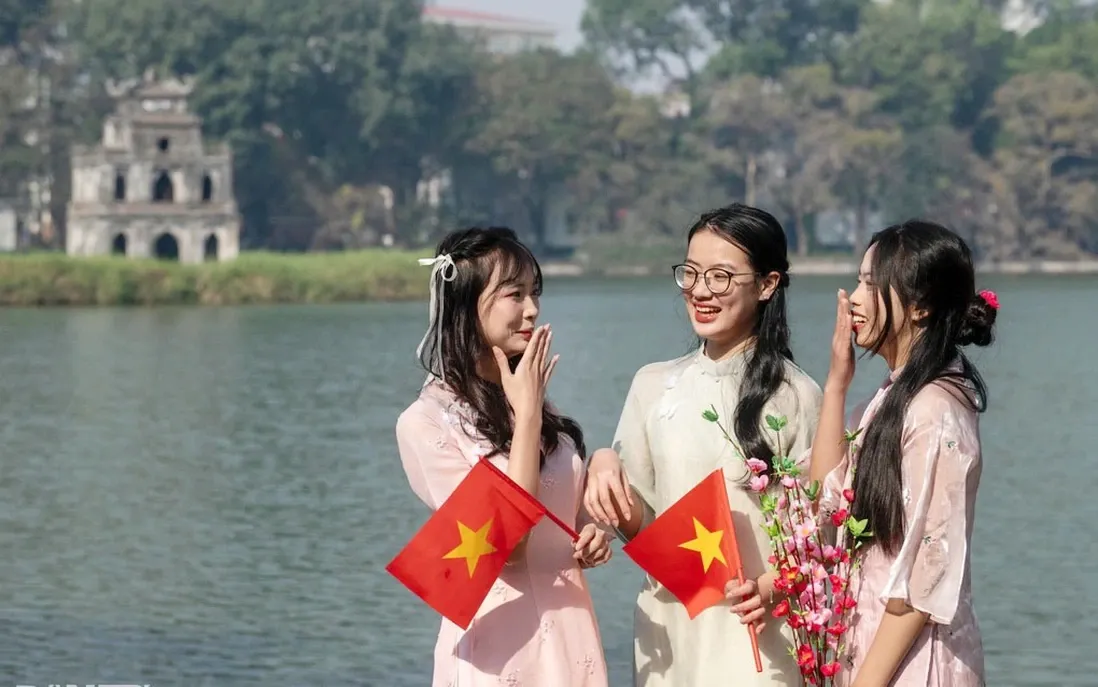 Du lịch văn h&oacute;a t&acirc;m linh: Xu hướng trở về miền an y&ecirc;n trong m&ugrave;a h&egrave; 2026- Ảnh 2.