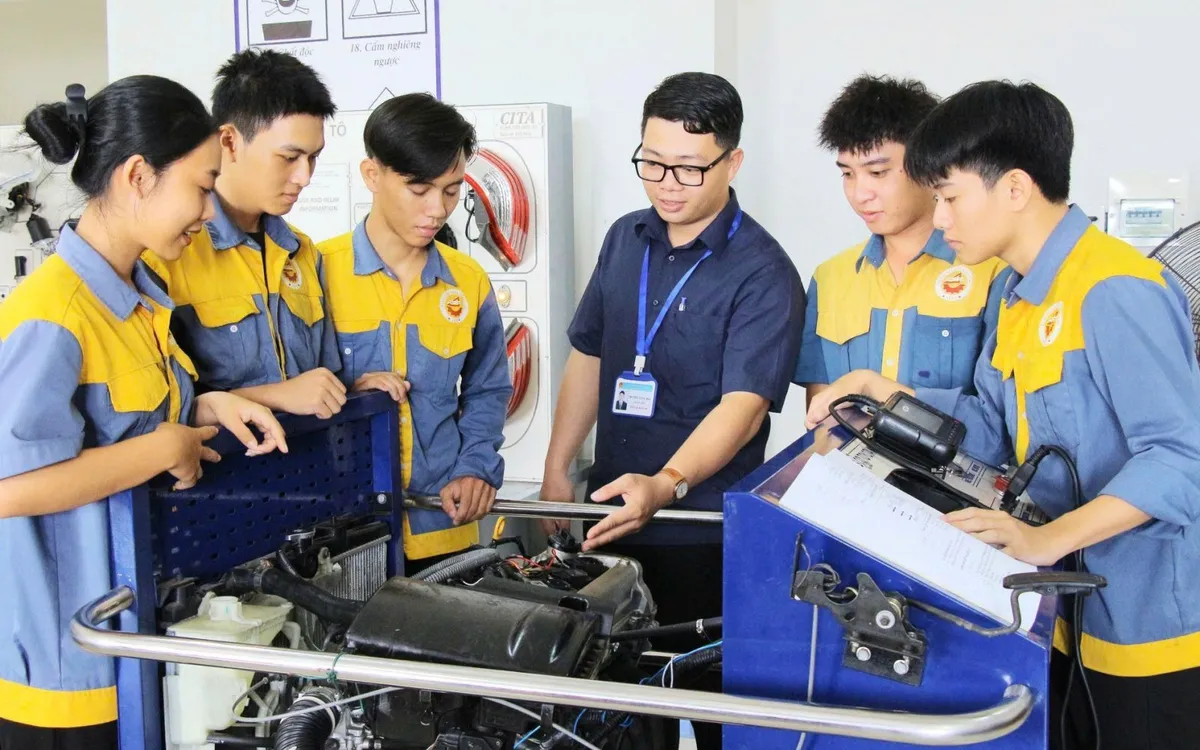 Thông tư chú trọng đánh giá năng lực thực chất của người dạy nghề. Ảnh minh họa: Bộ GDĐT

