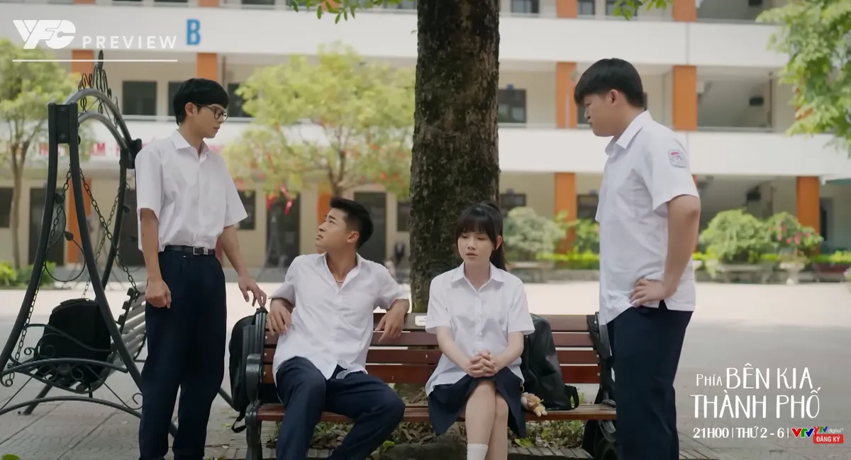 Phía bên kia thành phố - Tập 14: Mẹ Khuê kiên quyết xử lý việc Thái bắt nạt bạn học - Ảnh 5.