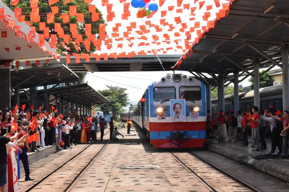 Tích hợp đặt vé tàu hỏa trên ứng dụng du lịch quốc gia- Ảnh 1. Tích hợp đặt vé tàu hỏa trên ứng dụng du lịch quốc gia- Ảnh 1.