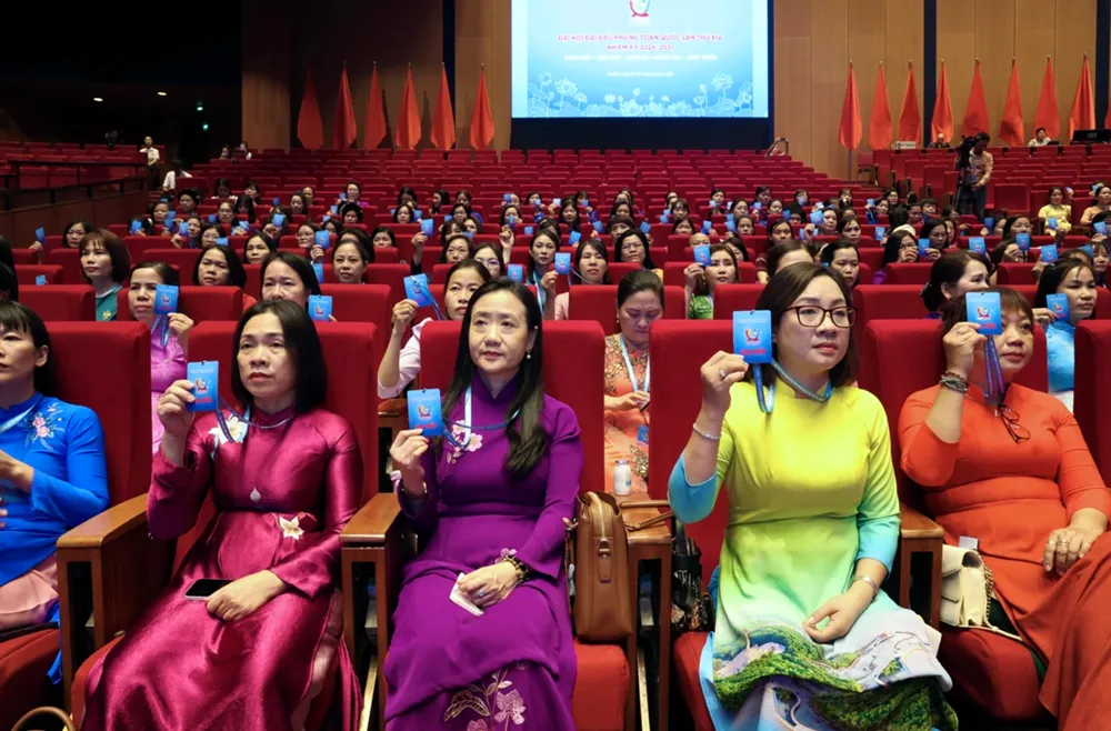 Đại hội Phụ nữ to&agrave;n quốc lần thứ XIV ti&ecirc;n phong m&ocirc; h&igrave;nh &ldquo;kh&ocirc;ng giấy tờ&rdquo;, th&uacute;c đẩy chuyển đổi số to&agrave;n diện- Ảnh 1.