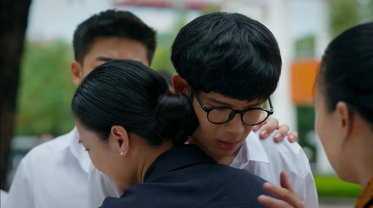 Ph&iacute;a b&ecirc;n kia th&agrave;nh phố - Tập 14: Mẹ Khu&ecirc; bật kh&oacute;c &acirc;n hận v&igrave; dạy con nhẫn nhịn, sự thật về "tr&ograve; ngoan" Th&aacute;i bị lật tẩy  - Ảnh 8.
