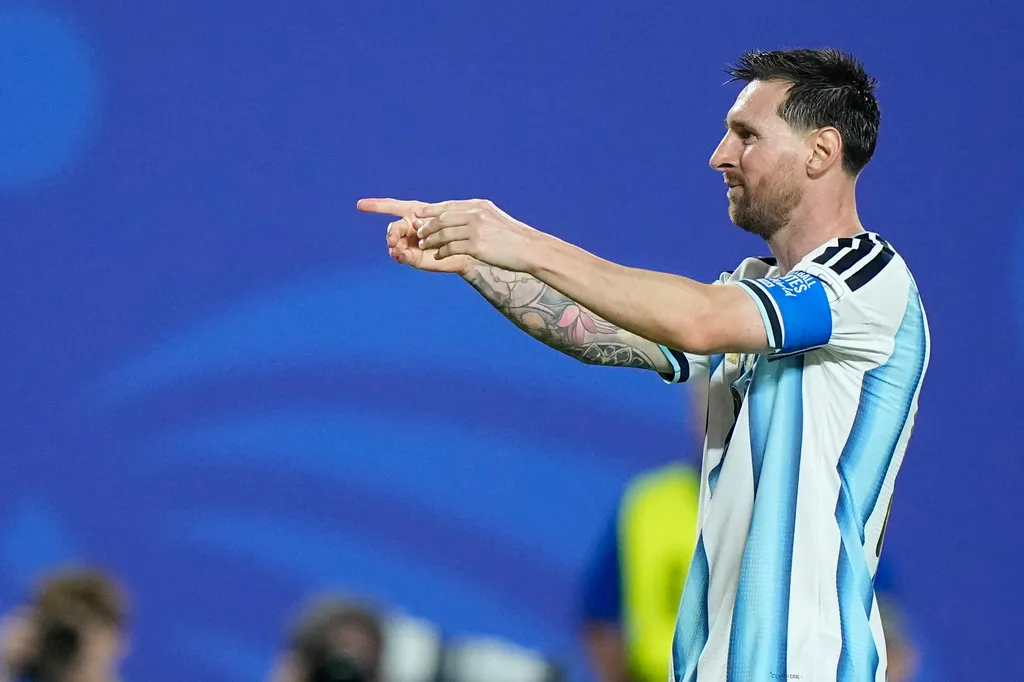 TRỰC TIẾP FIFA World Cup 2026™| Argentina 3-0 Algeria (H2): HAT-TRICK CỦA MESSI!!! - Ảnh 1.