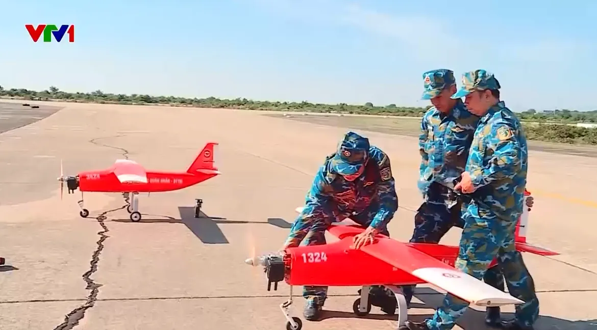 Diễn tập phòng không: Cơ động, chiếm lĩnh trận địa - Ảnh 2.