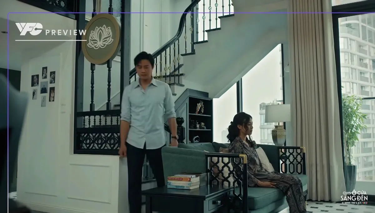 Dưới &ocirc; cửa s&aacute;ng đ&egrave;n - Tập 15: Diệu bỏ đi sau khi ph&aacute;t hiện chồng ngoại t&igrave;nh, Dương hoảng loạn t&igrave;m kiếm - Ảnh 1.