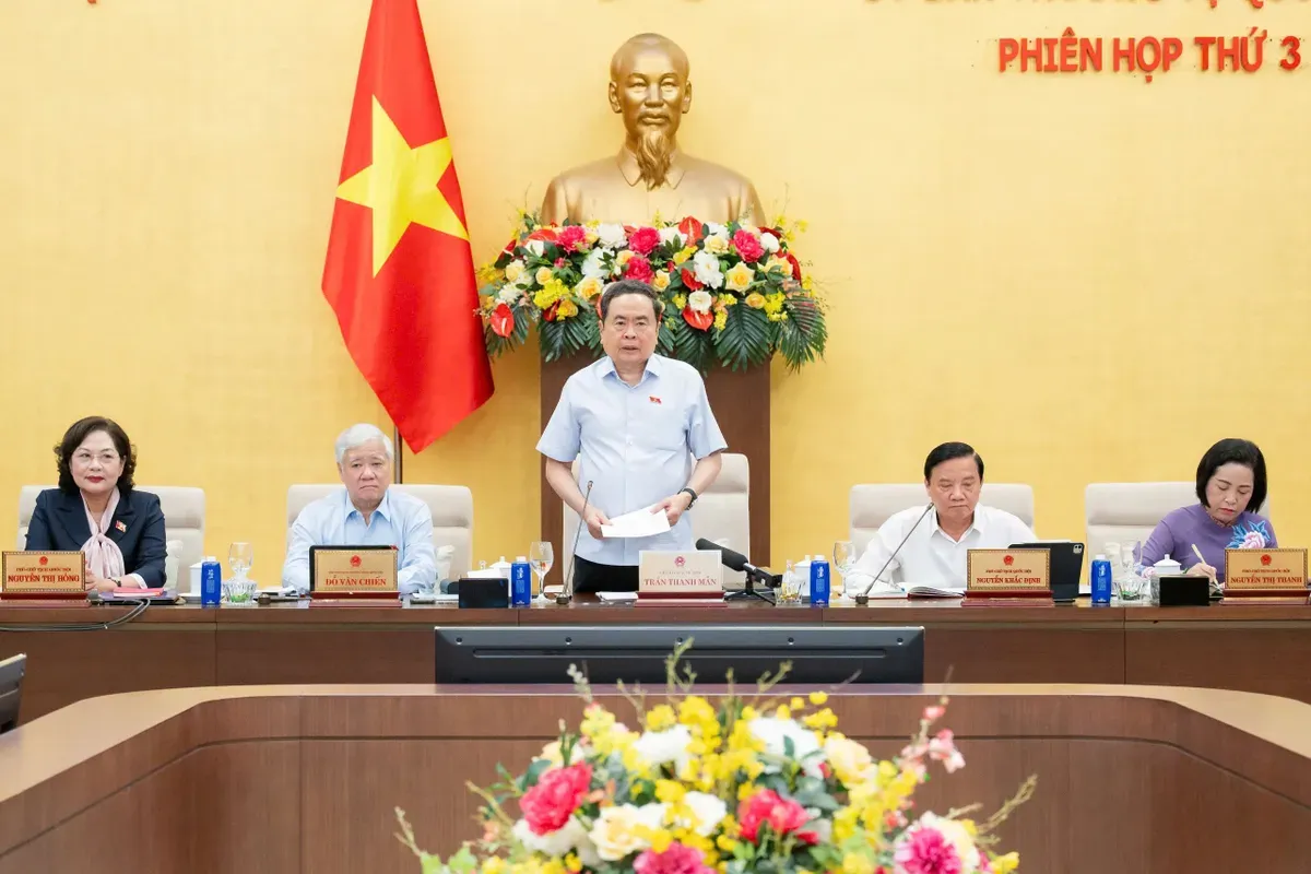Ủy ban Thường vụ Quốc hội c&ocirc;ng bố chương tr&igrave;nh gi&aacute;m s&aacute;t năm 2027 với nhiều nội dung trọng t&acirc;m- Ảnh 1.