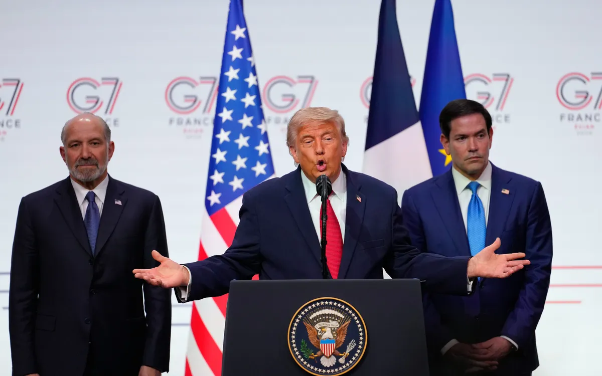 Tổng thống Mỹ Donald Trump phát biểu trong cuộc họp báo bế mạc Hội nghị thượng đỉnh G7 tại Evian-les-Bains, Pháp, ngày 17/6/2026 (Ảnh: AP)
