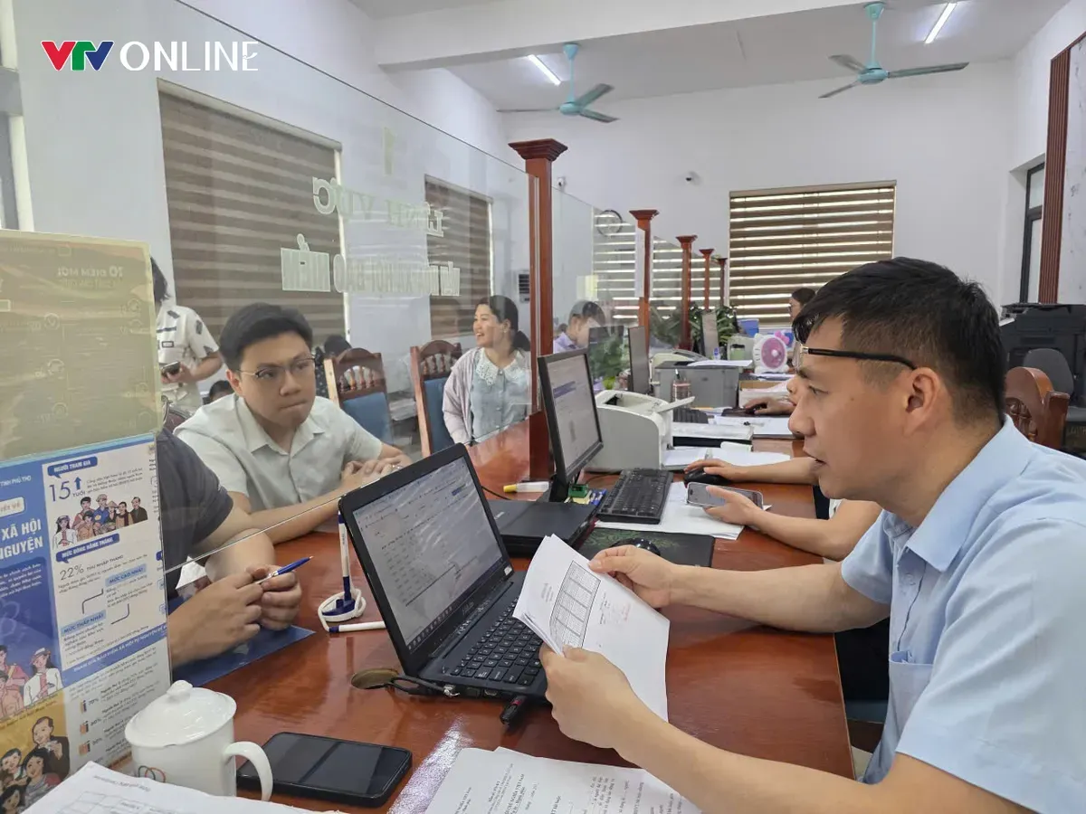 Đề xuất mới về ph&acirc;n bổ bi&ecirc;n chế c&ocirc;ng chức - Ảnh 1.